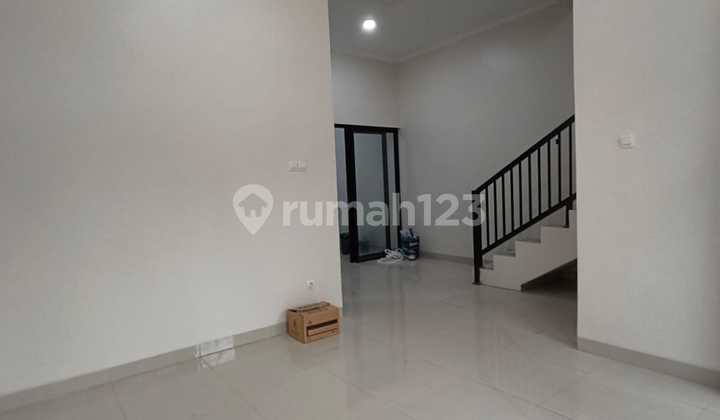 New Move-in Ready Modern Minimalist House in Sector 8 Gading Serpong