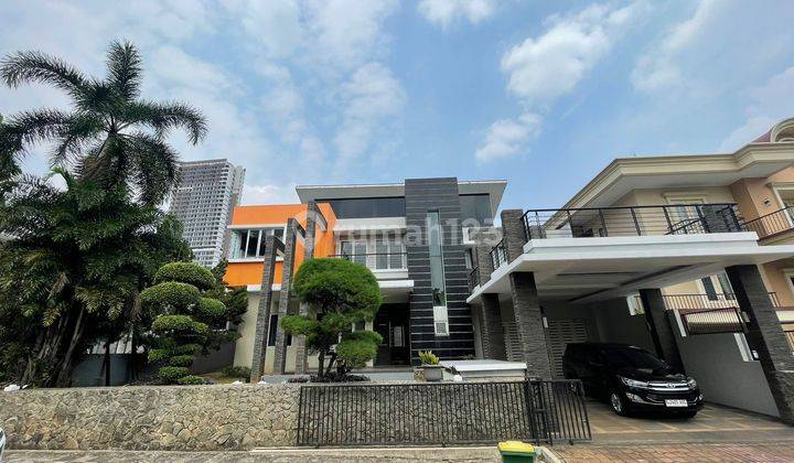 Rumah Mewah Modern Minimalis Furnish Dekat Danau Telaga Golf BSD 1