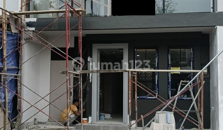 Rumah Baru Minimalis Modern Kamar 4 Taman Britania Lippo Utara 1