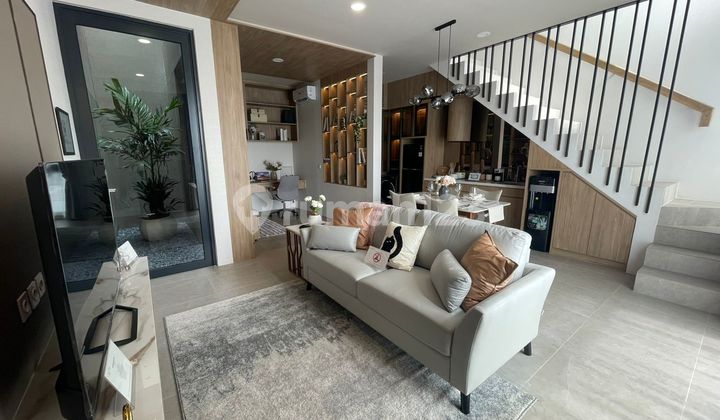 New House Near Toll Road Pasar Modern Cluster Vireya Lynelle BSD 2