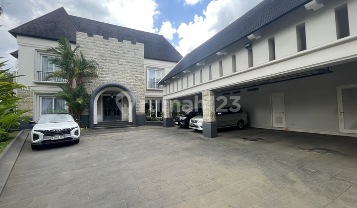 Rumah Mewah American Style Golf View Taman Golf Lippo Karawaci Rumah Mewah American Style Golf View Taman Golf Lippo Karawaci