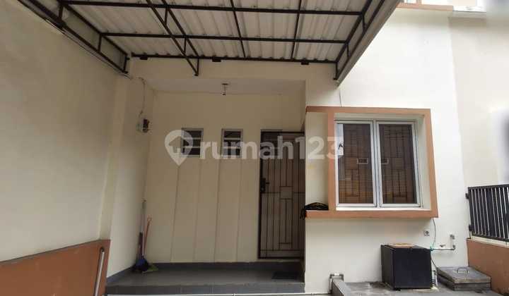 Disewakan Rumah Rapih Siap Huni Kawasan Villa Melati Mas BSD Disewakan Rumah Rapih Siap Huni Kawasan Villa Melati Mas BSD