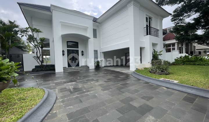 Luxury Premium Golf View House For Rent Taman Golf Lippo Karawaci Luxury Premium Golf View House For Rent Taman Golf Lippo Karawaci