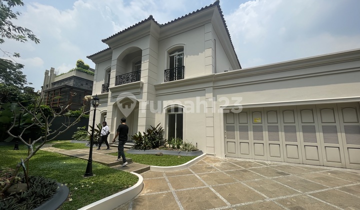 Rumah Brand New Renovasi Kawasan Elit Taman Golf Lippo Karawaci Rumah Brand New Renovasi Kawasan Elit Taman Golf Lippo Karawaci