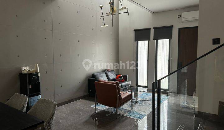 Rumah Modern Scandinavian Bangunan Mandiri Baru De Latinos Bsd 2