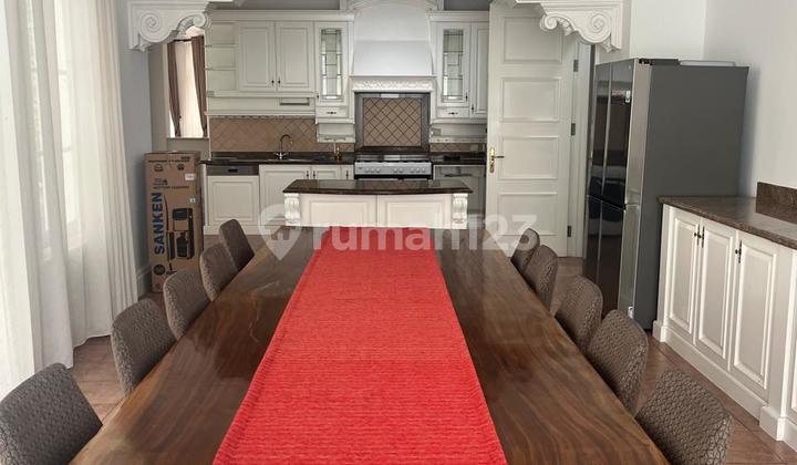 Luxury American House With Swimming Pool For Lease Lippo Karawaci Luxury American House With Swimming Pool For Lease Lippo Karawaci