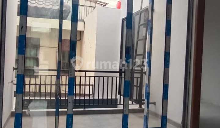 Rumah Usaha Modern Baru Siap Huni Kawasan Villa Melati Mas BSD 2