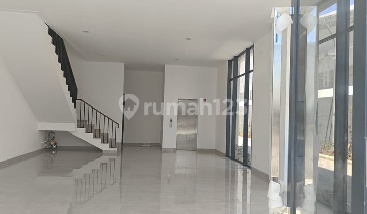 Sewa Office Hoek Jalan Boulevard Raya Northridge Studio Loft BSD 2