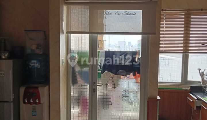 For Sale: Boulevard Kemayoran Apartment in Good Condition, Ready to Occupy, Fully Furnished, Central Jakarta. Nice and Affordable Apartment, Convenient Location Close to Everything in Central Jakarta Kemayoran.