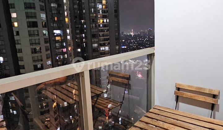 For Sale Taman Anggrek Residence Apartment Ready to Live In Fully Furnished Near Taman Anggrek Mall Near Central Park Mall West Jakarta Good Apartment Ready to Live Near Shopping Center Near Public Transportation Near Renowned Campuses Near Senayan Near Monas