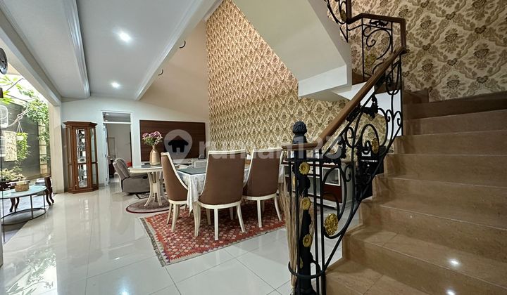 Quick Sale 2-Story House in Jatibening 2