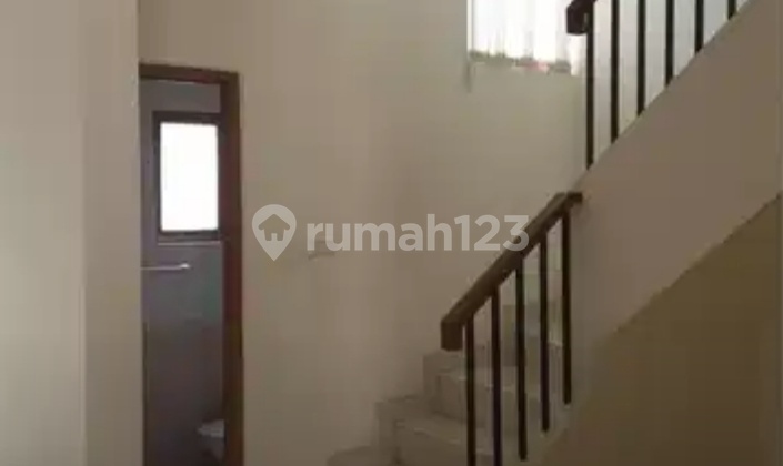 Bebas Banjir Rumah 2 Lantai Di Grand Wisata Bekasi 2