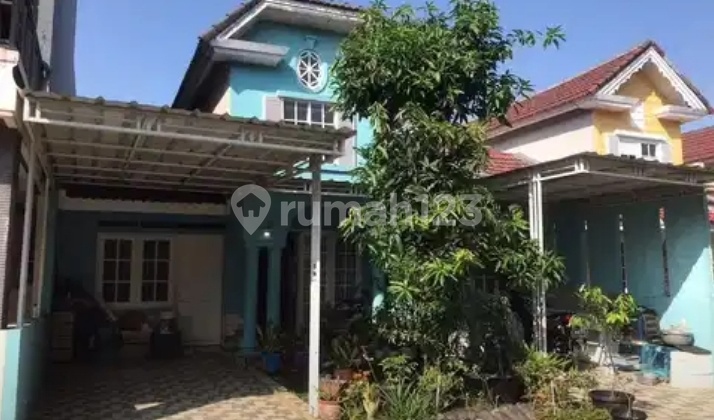 For Quick Sale: Fully Furnished Shop-House in Deltamas Cikarang