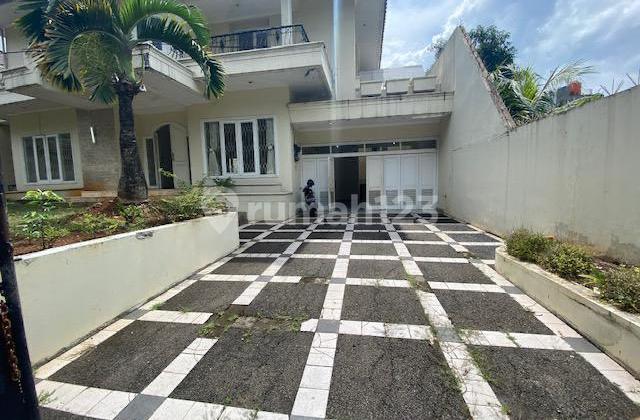 Strategic Location House in Adiyaksa Lebak Bulus at an Attractive Price 2