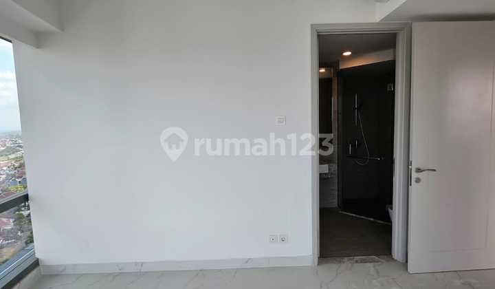 Office Tower Tunjungan Plaza Furnished Never Used