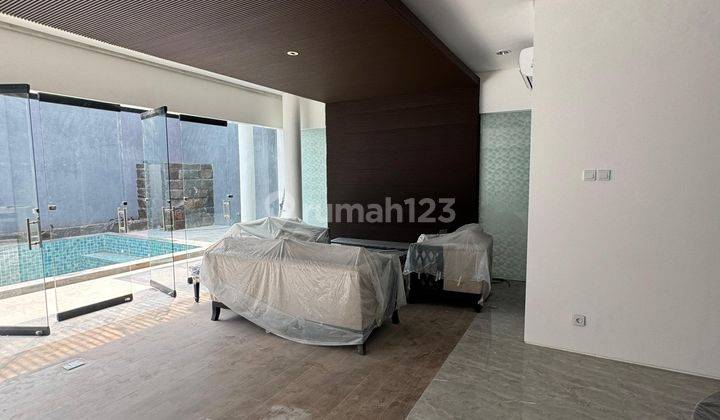 Rumah Minimalis Modern Bagus HGB di Graha Famili Furnished 2