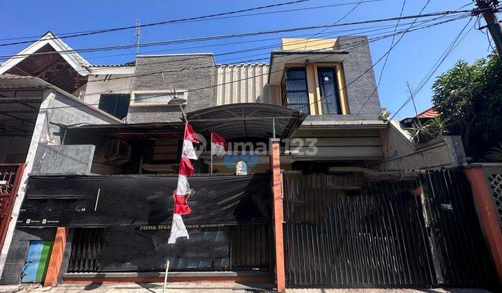 Rumah 2 Lantai Bagus SHM di Mulyosari Utara Siap Huni  2