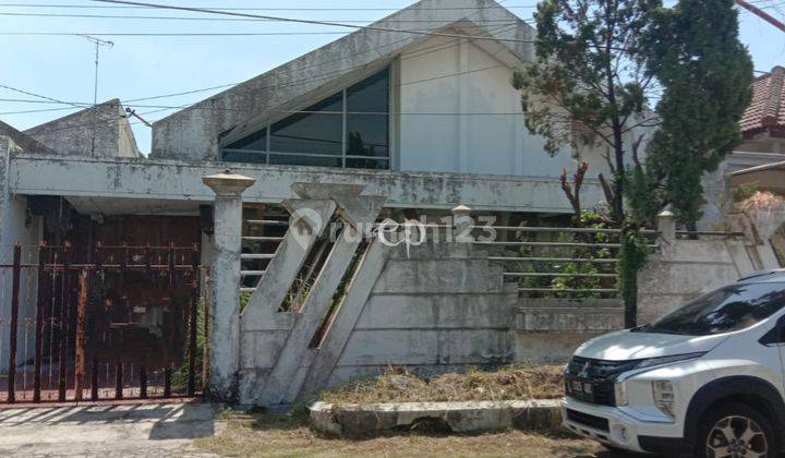 Rumah Bagus SHM di Kertajaya Indah Timur Lokasi Strategis 1