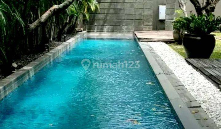 Rumah 2 Lantai Bagus Furnished di Graha Famili Siap Huni 2