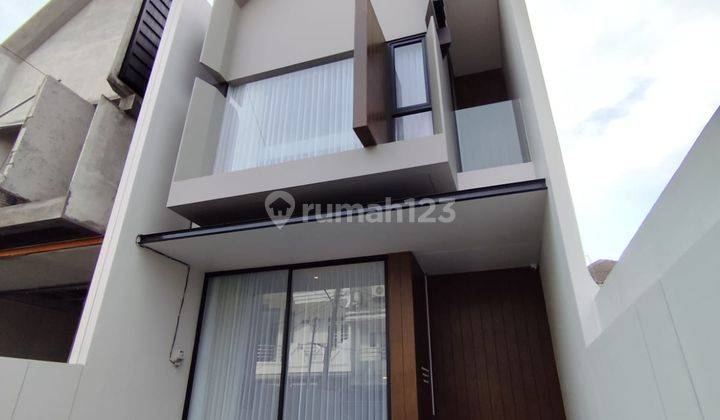 Rumah 2 Lantai Baru Furnished SHM di Mojoklanggru Siap Huni 2