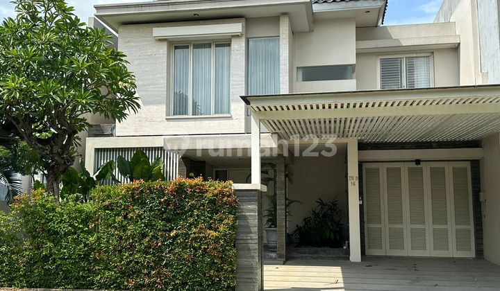 Nice Furnished 2-Story House in Citraland Raffles Garden