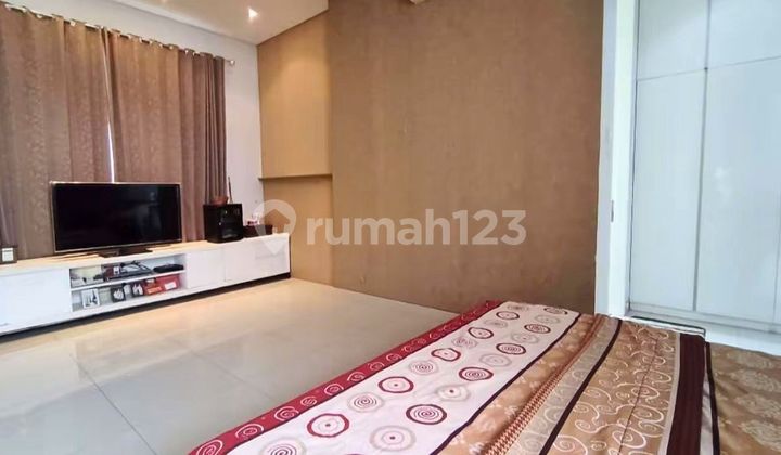 Nice 2-Story HGB House in Pakuwon Indah, Move-In Ready 2