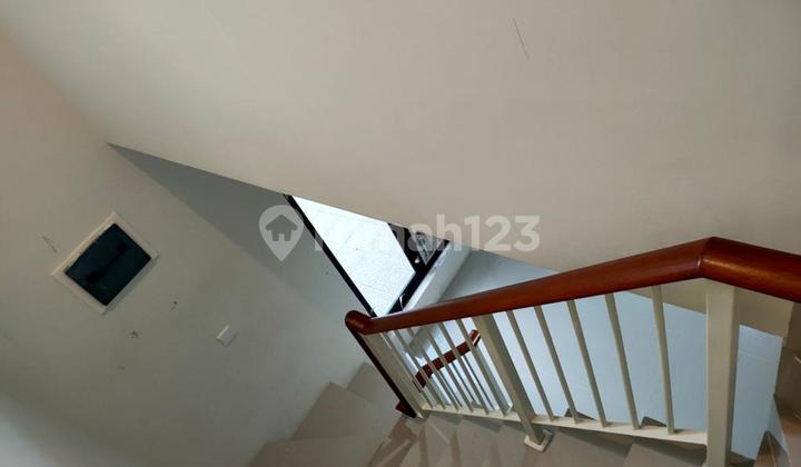 Rumah 2 Lantai Bagus di Citraland Northwest Lake Siap Huni 2