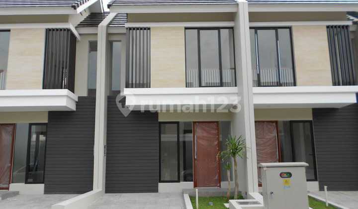 Rumah 2 Lantai Bagus Minimalis SHM di Citraland Northwest 1