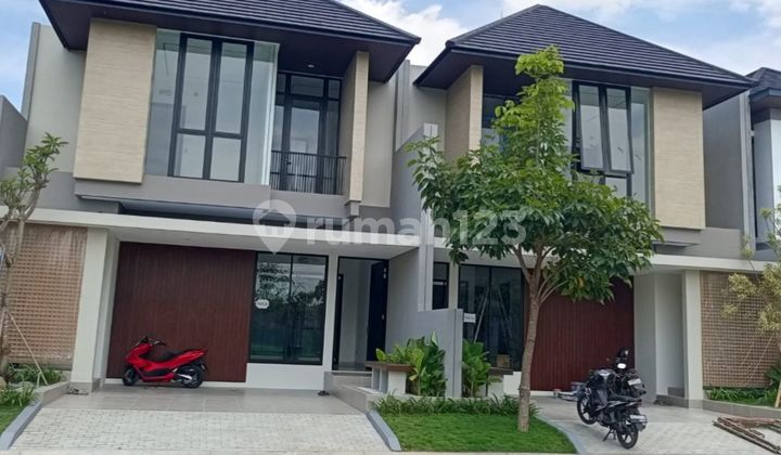 New 2-Storey Minimalist House in Citraland Woodland 1