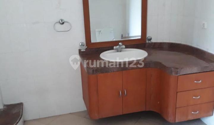 Rumah 2 Lantai Bagus di Citraland International Village 2