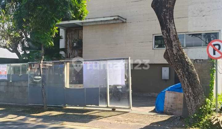 Rumah Komersial Area 3 Lantai SHM di Citraland Villa Taman Telaga