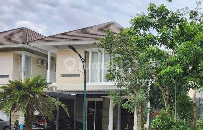 Rumah 2 Lantai Bagus Furnished SHM di Citraland Crystal Golf 1
