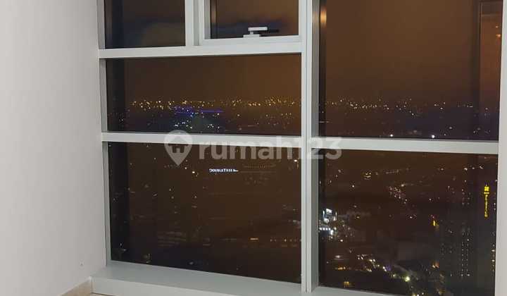 Apartement One Icon Tunjungan Plaza 2Br Bagus Kosongan