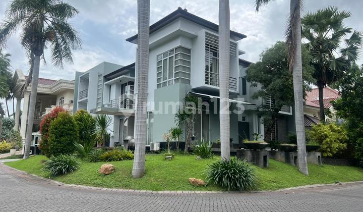 Rumah 2 Lantai Bagus Minimalis SHM di Pakuwon Indah 1