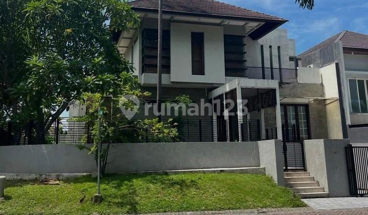 Rumah 2 Lantai Bagus SHM di Graha Famili Row Double Way