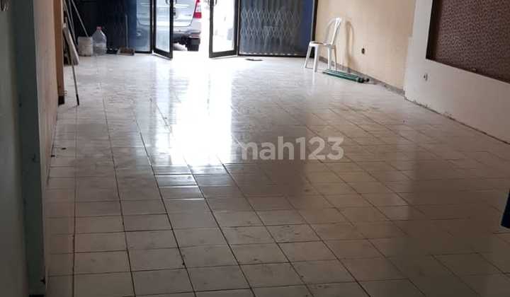 For Sale, Ready-to-Occupy Shop House on Raya Ngagel Street, 0 Raya Street For Sale, Ready-to-Occupy Shop House on Raya Ngagel Street, 0 Raya Street