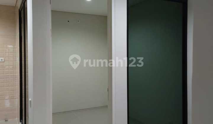 Rumah 2 Lantai Sudah Renovasi Minimalis di Citraland Northwest 2