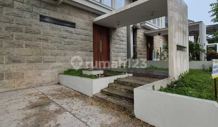 Rumah 2 Lantai Bagus HGB di Citraland Eastwood Siap Huni