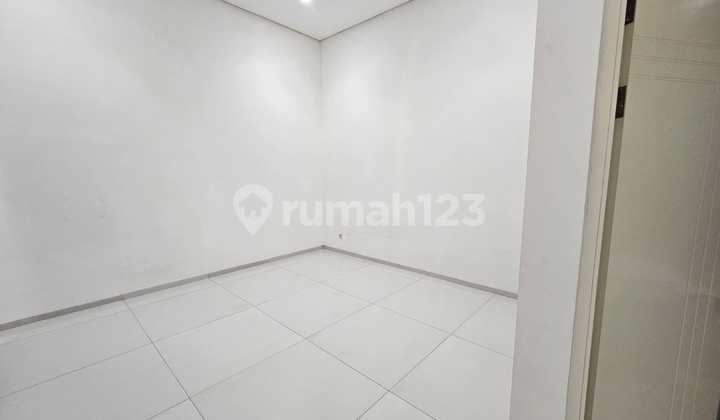 Nice 2-Story House with SHM in Pakuwon Indah Lisbon 2