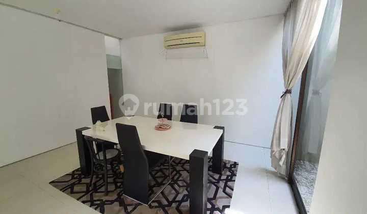 Rumah 2 Lantai Bagus HGB di Graha Famili Siap Huni 2