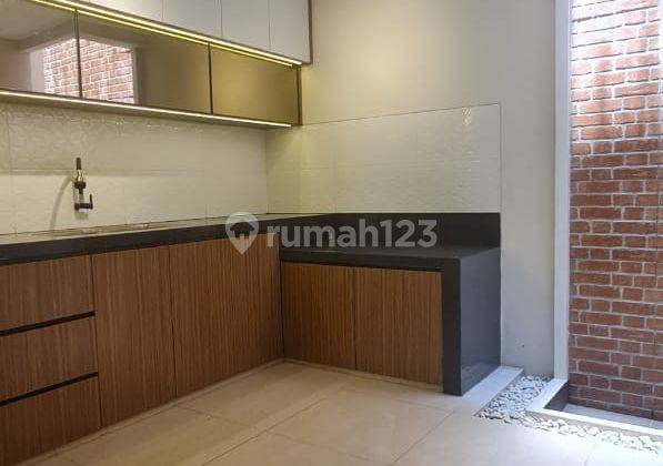 Rumah Baru Kosambi Baru, 6x15, Shm, Semi Furnish, Harga 1,8m Nego 2