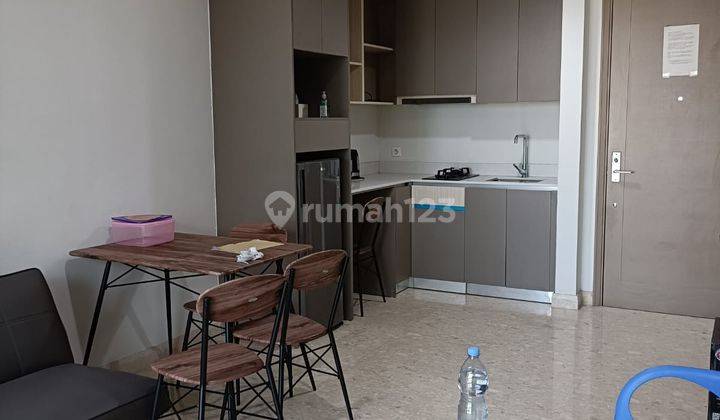 Apartemen Gold Coast, Tower Atlantic, 1br, Furnish Lantai Tinggi  2