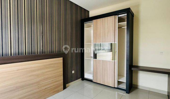 Rumah Green Lake City, Amerika, 8x15, semi furnish, renov, SHM.  2