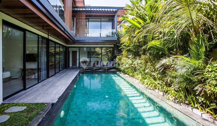 Leasehold brand new modern  villas 5 bedrooms with good ROI with view jungle, Canggu 1