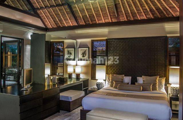 Luxury 3 Bedroom Pool Villa part of 5 star villa complex close to Seminyak Beach 2