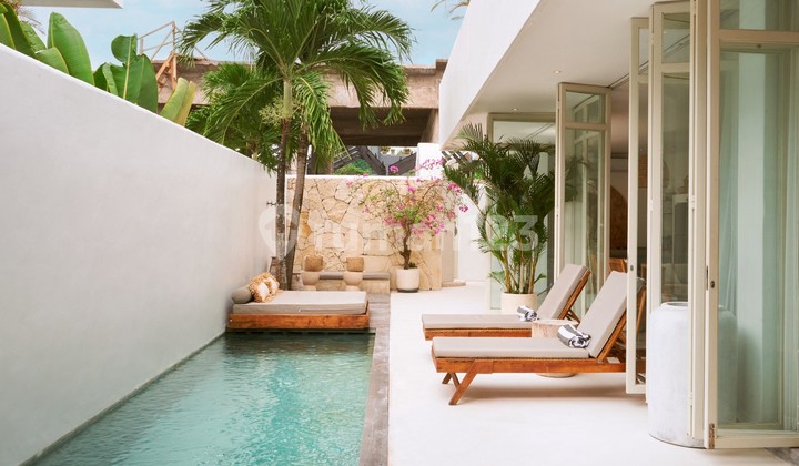 Leasehold - Stylish 3-Bedroom Villa Near L'Osteria Canggu, Bali Leasehold - Stylish 3-Bedroom Villa Near L'Osteria Canggu, Bali
