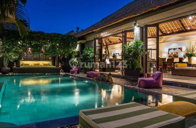 Luxury 3 Bedroom Pool Villa part of 5 star villa complex close to Seminyak Beach 1