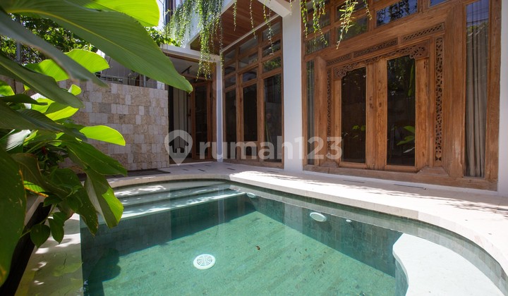 Sewa - Villa bagus di area utama Canggu, Bali