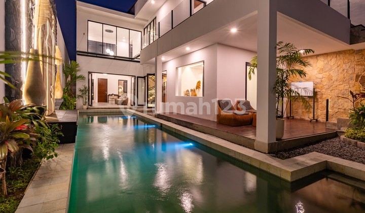 Leasehold - Contemporary Villa Perfect for Living or Investment, in Seseh, Bali