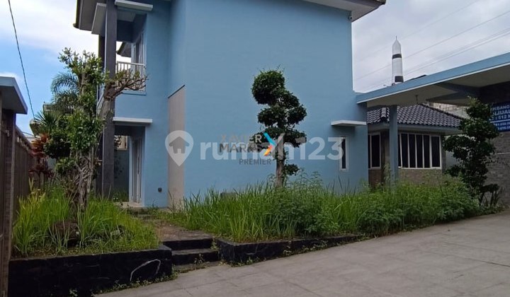 Rumah Villa di Daerah Jalan Abdul Gani, Batu Malang 2